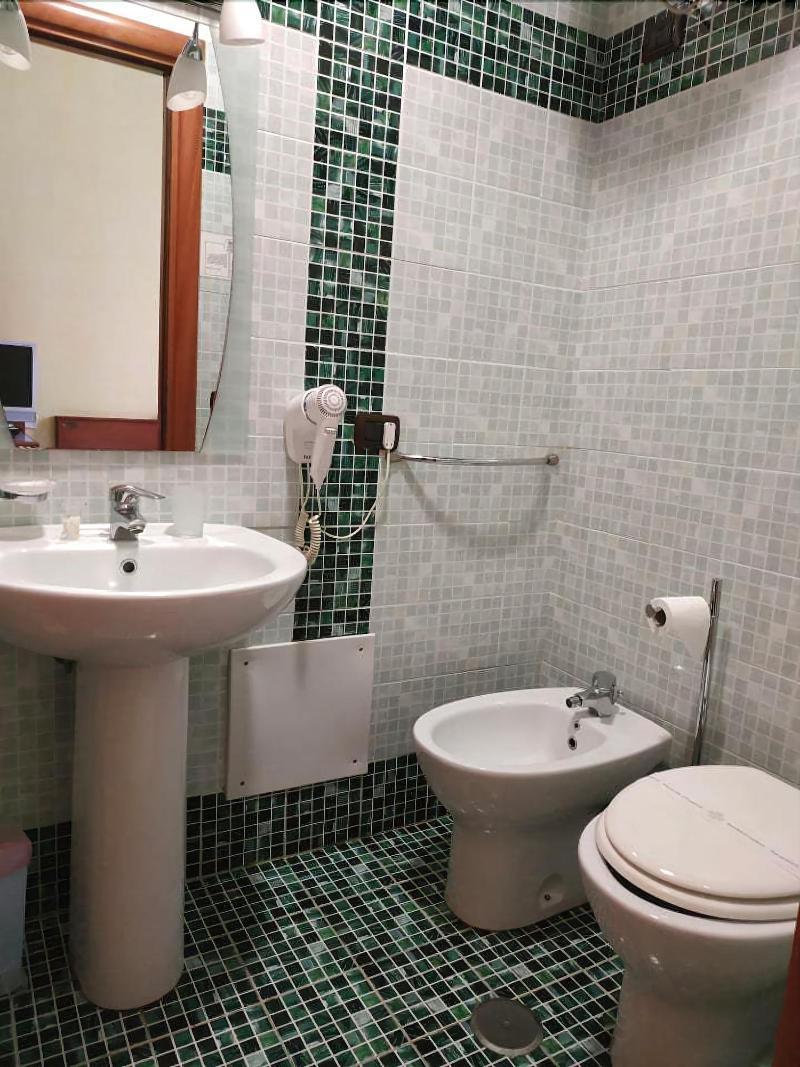 Hotel San Giuseppe - Cityhotel קטנזארו מראה חיצוני תמונה