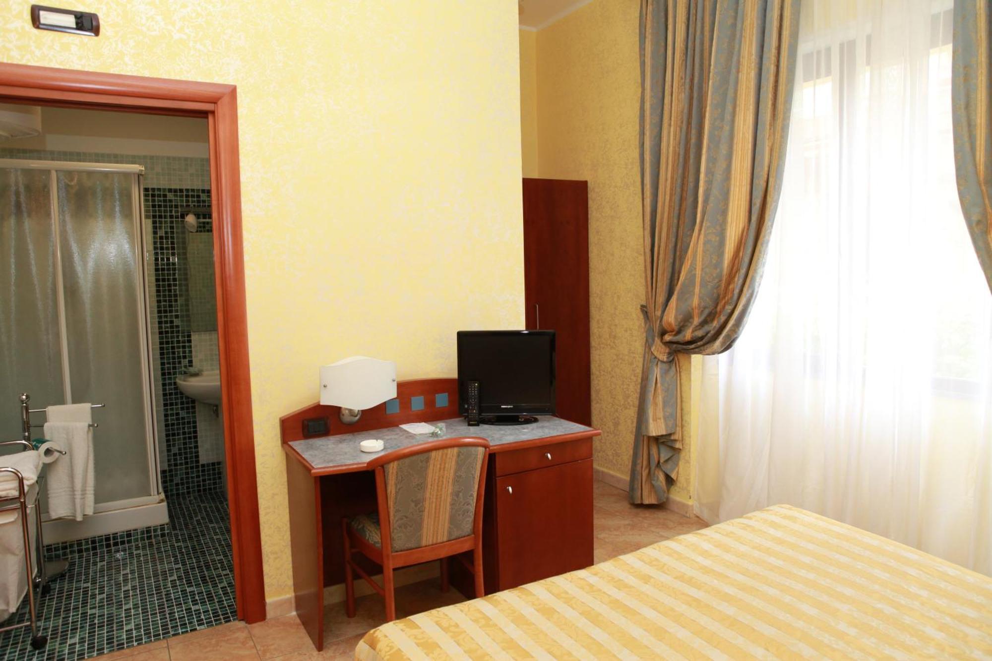 Hotel San Giuseppe - Cityhotel קטנזארו מראה חיצוני תמונה