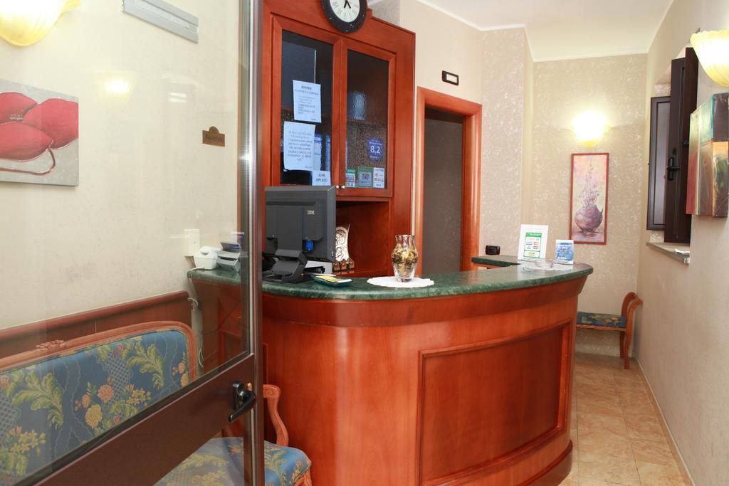 Hotel San Giuseppe - Cityhotel קטנזארו מראה חיצוני תמונה