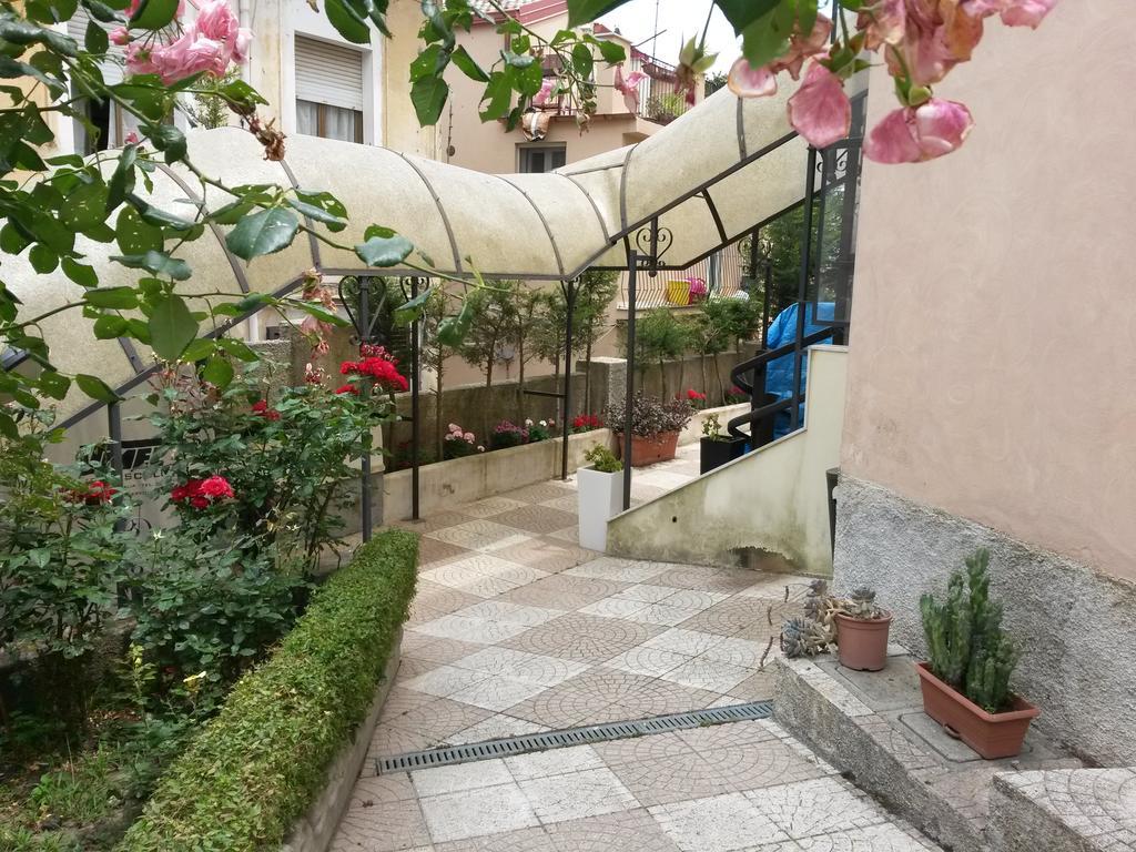 Hotel San Giuseppe - Cityhotel קטנזארו מראה חיצוני תמונה