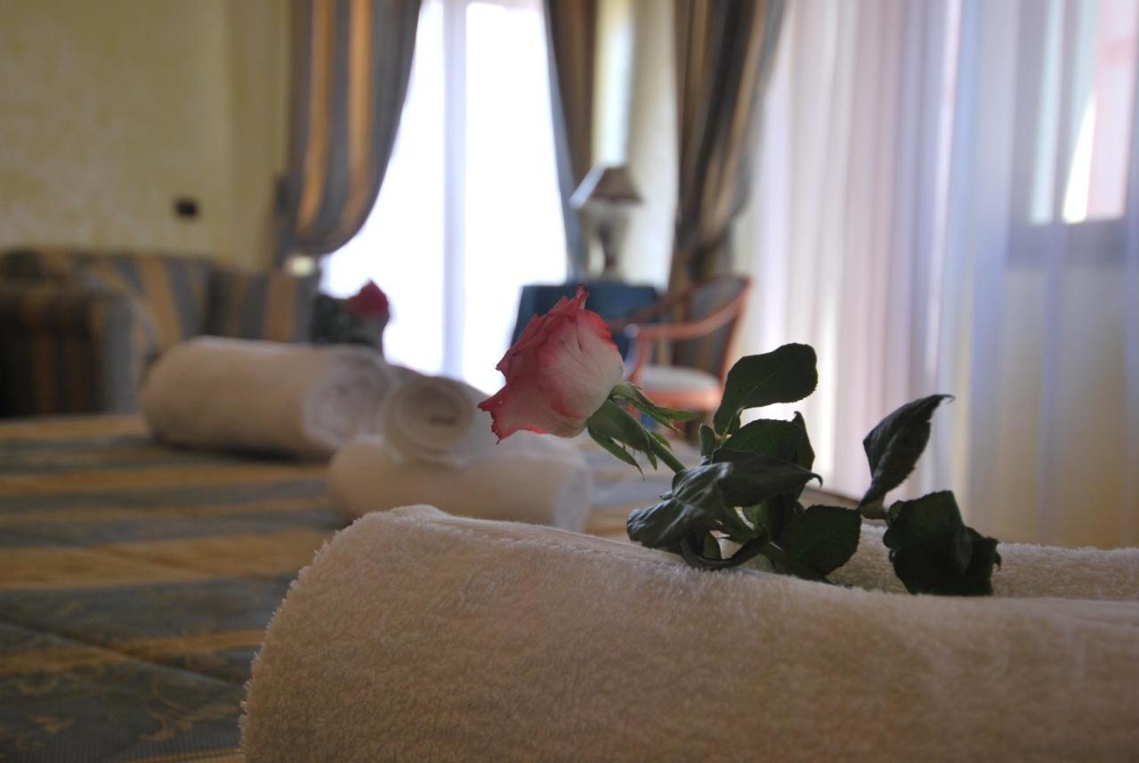 Hotel San Giuseppe - Cityhotel קטנזארו מראה חיצוני תמונה